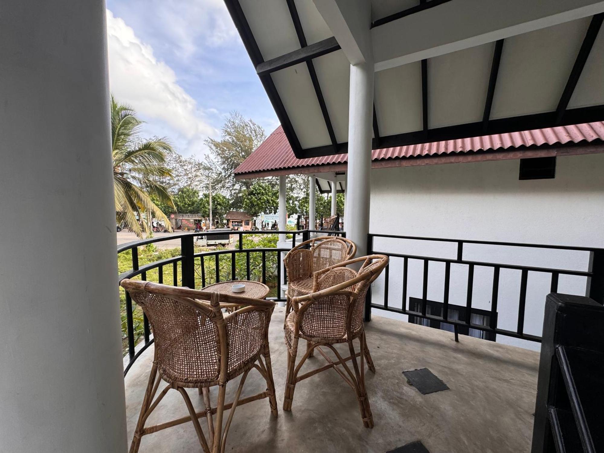 Neo Bay Hotel Weligama Exterior foto