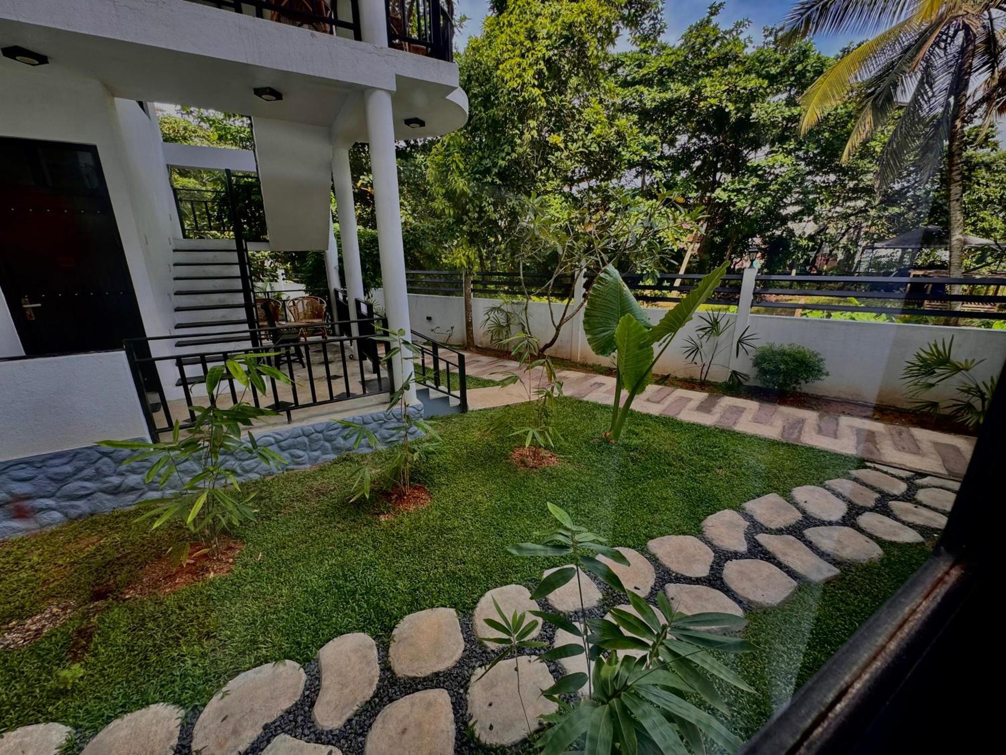 Neo Bay Hotel Weligama Exterior foto